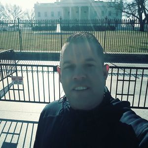 Meet your Posher, Thomas